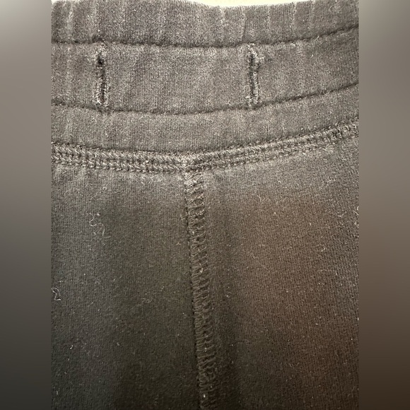 Alo Yoga Urban Moto Jogger Sweatpants Black Tapered Zip Pockets Gym - Picture 7 of 9